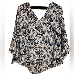 White House Black Market (WHBM) Women’s Blouse Top Sz. 2